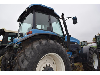 Trator New Holland 8670: foto 4