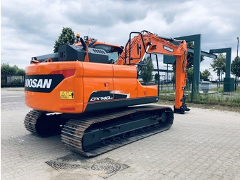 Escavadora de rastos Doosan DX 140LC-5: foto 5