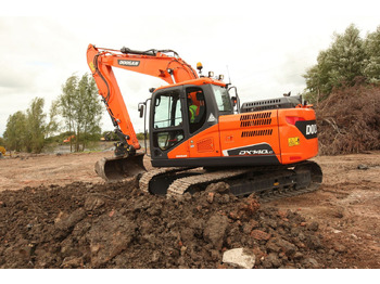 Escavadora de rastos DOOSAN DX140LC-5