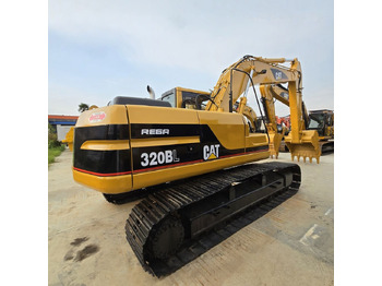 Escavadora de rastos CATERPILLAR 320BL