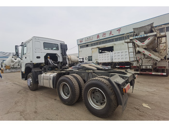 Tractor SINOTRUK Howo trailer head: foto 4