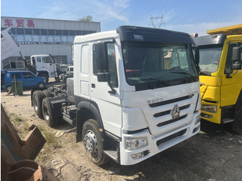 Tractor SINOTRUK HOWO