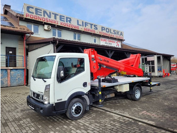 Caminhão com plataforma aérea NISSAN