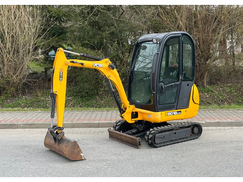 Mini escavadeira JCB 8018