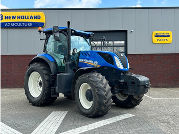 Trator NEW HOLLAND T7