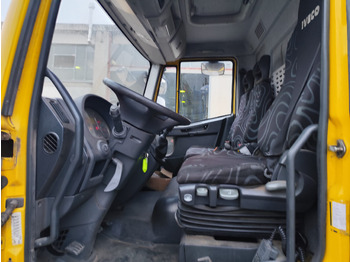 Caminhão grua IVECO EUROCARGO 120E28P: foto 5