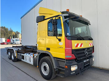 Locação de Mercedes-Benz Actros 2744 EEV 3 Pedale Retarder 20T Hacken  Mercedes-Benz Actros 2744 EEV 3 Pedale Retarder 20T Hacken: foto 2