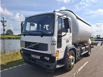 Caminhão tanque VOLVO FL 250