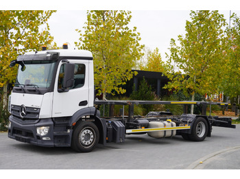 Caminhão transportador de contêineres/ Caixa móvel MERCEDES-BENZ Actros