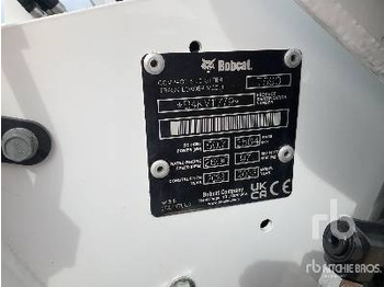 Mini carregadeira de esteiras BOBCAT T590: foto 5