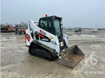 Mini carregadeira de esteiras BOBCAT T590: foto 4