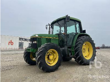 Trator JOHN DEERE 6400