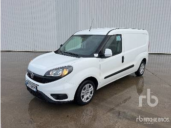 Furgão FIAT Doblo