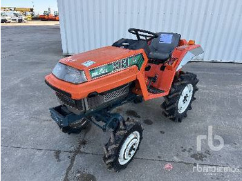 Mini trator KUBOTA