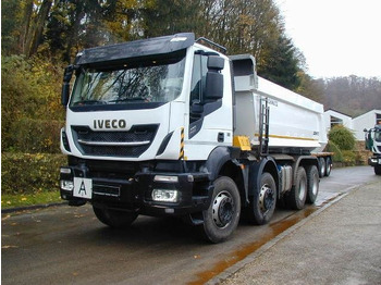 Caminhão basculante IVECO Stralis