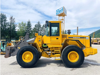 Carregadeira de rodas VOLVO L90C