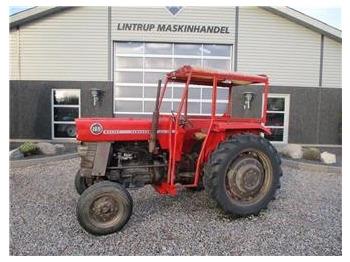 Trator MASSEY FERGUSON 100 series