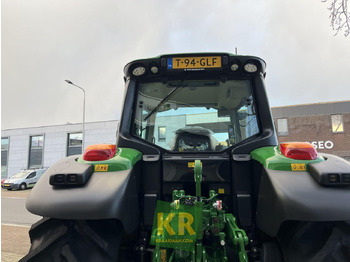 Trator JOHN DEERE 6120M