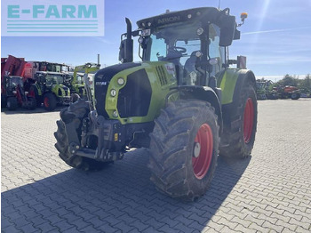 Trator CLAAS Arion 550