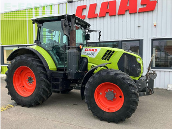 Trator CLAAS Arion 610