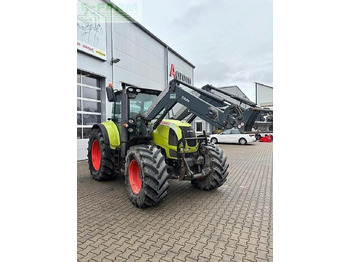 Trator CLAAS Arion 640