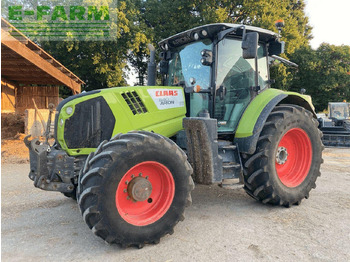 Trator CLAAS Arion 640