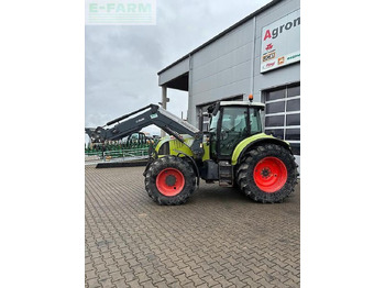 Trator CLAAS Arion 640