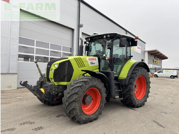 Trator CLAAS Arion 650