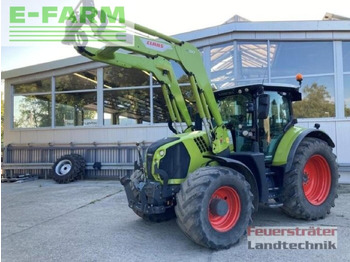 Trator CLAAS Arion 660