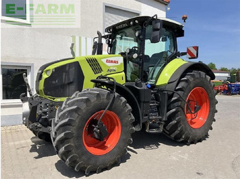 Trator CLAAS Axion 830