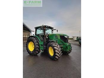 Trator JOHN DEERE 6210R