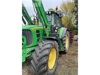 Trator JOHN DEERE 6830