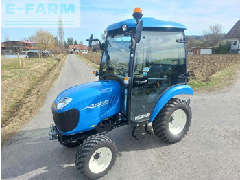 Trator NEW HOLLAND Boomer