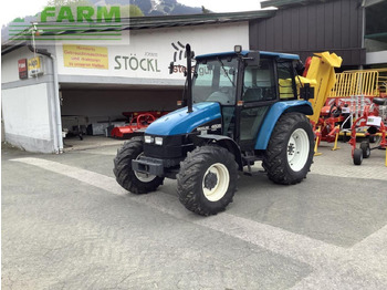 Trator NEW HOLLAND