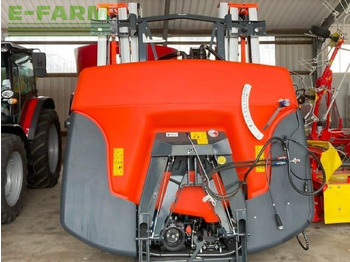 Pulverizador de arrastar KUBOTA