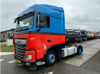 Tractor DAF XF 440