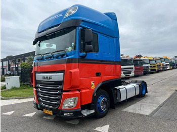 Tractor DAF XF 440