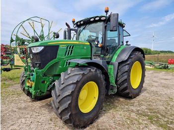 Trator JOHN DEERE 6215R