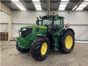 Trator JOHN DEERE 6R 215