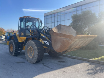 Carregadeira de rodas JCB 427