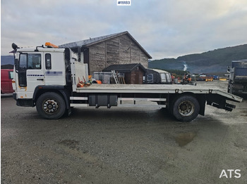 Camião de caixa aberta/ Plataforma VOLVO FL6