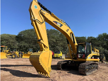 Escavadeira CATERPILLAR 330C