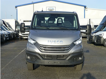 Caminhão reboque, Veículo comercial nuevo Iveco DAILY 70C18 DoKa Schiebeplateau Luftfed Navi: foto 4