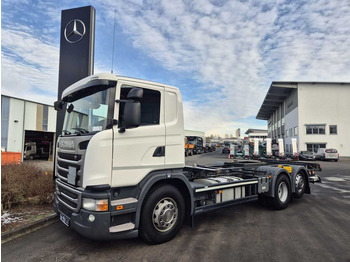 Caminhão transportador de contêineres/ Caixa móvel SCANIA G 370