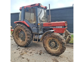 Trator CASE IH XL