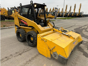 Mini carregadeira CATERPILLAR 216B3