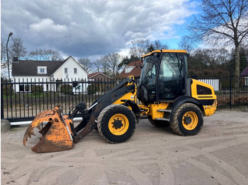 Carregadeira de rodas JCB