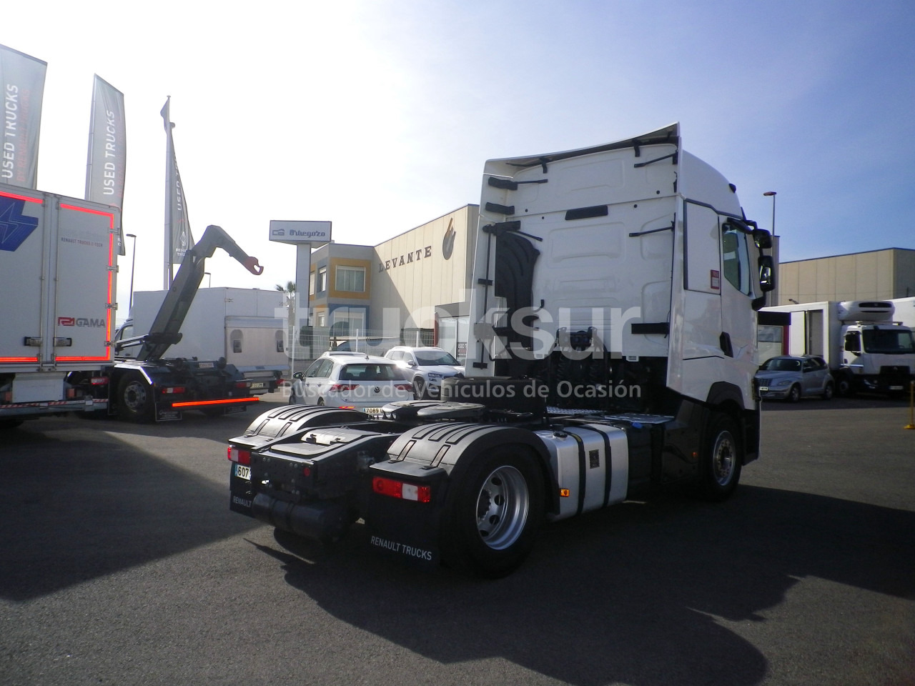 Tractor RENAULT T520 HIGH SLEEPER CAB: foto 6