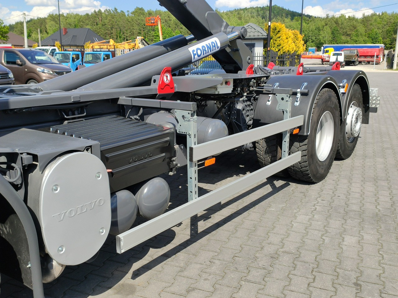 Caminhão polibenne Volvo FE 26.300 Hakowiec Napęd 6x2 Oś Skrętna: foto 11