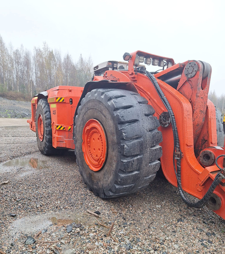 Máquina de mineração Sandvik LH517: foto 6